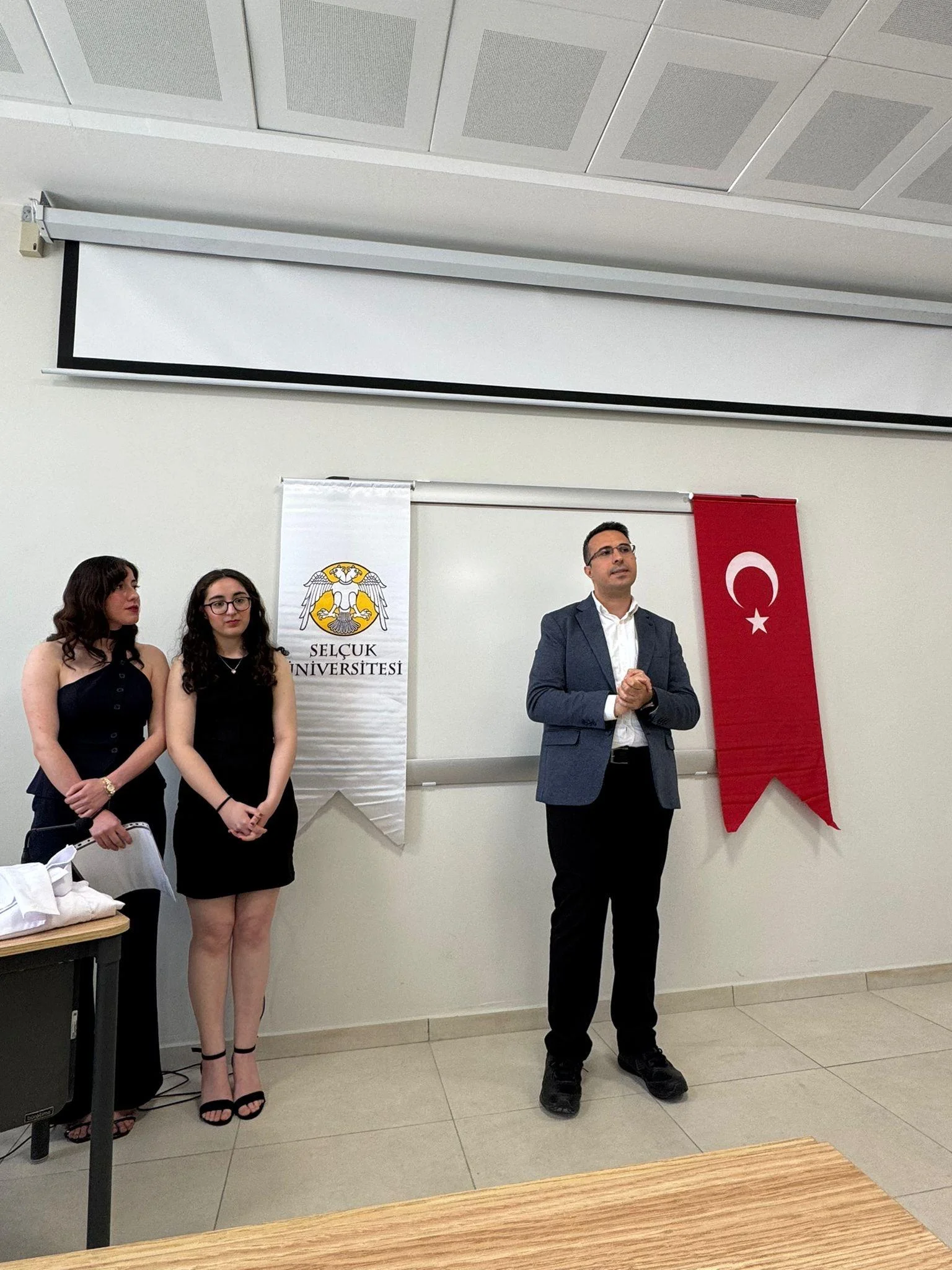 Kulu Sağlık Bilimleri Fakültesi Fizyoterapi ve Rehabilitasyon Bölümü’nde Beyaz Önlük Giyme Töreni Gerçekleştirildi.